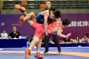 AYX SPORTS-摔跤夜战:皖南飞鹰队强势反弹泰山犀牛队,主帅临场妙招技战术储备厚实的简单介绍